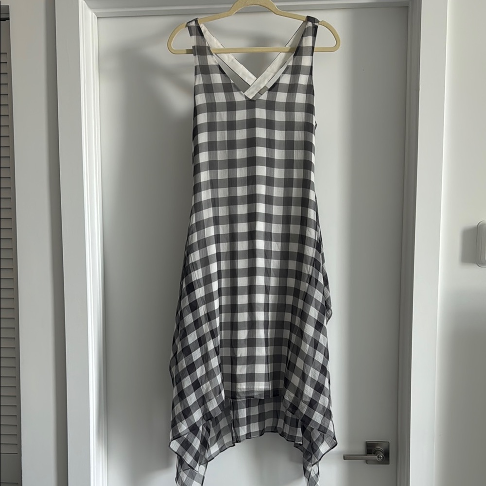 Chic Black and White Checkered Dress
